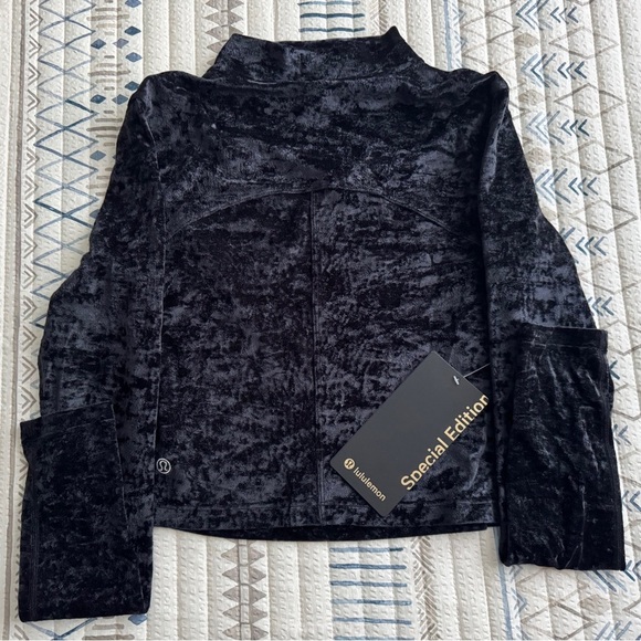 ✨SPECIAL EDITION✨Lululemon All Aligned Mock Neck Long Sleeve *Crushed Velvet BLK - Picture 7 of 7